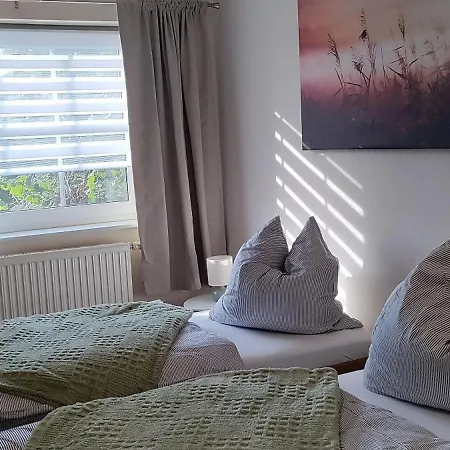 Monteur Wohnung - Zimmer Zur Sonnenblume